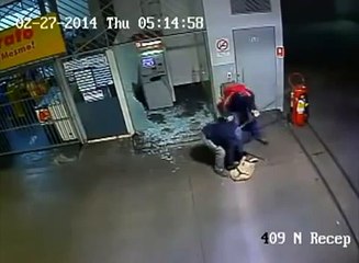 Assalto ao caixa eletronico em Braslia