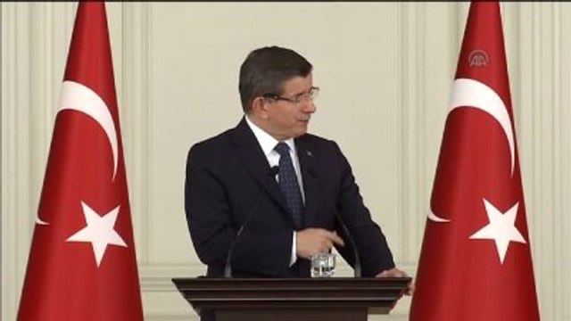 Davutoğlu: Bahar Cemreleri Dedikleri Bombalar, 5 Aylık Bebeğin Üzerine Düşüyor