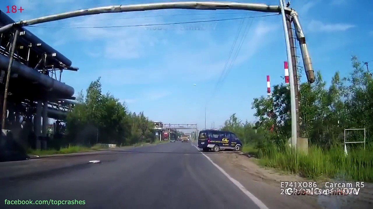 自動車事故動画集 2014 パート 55