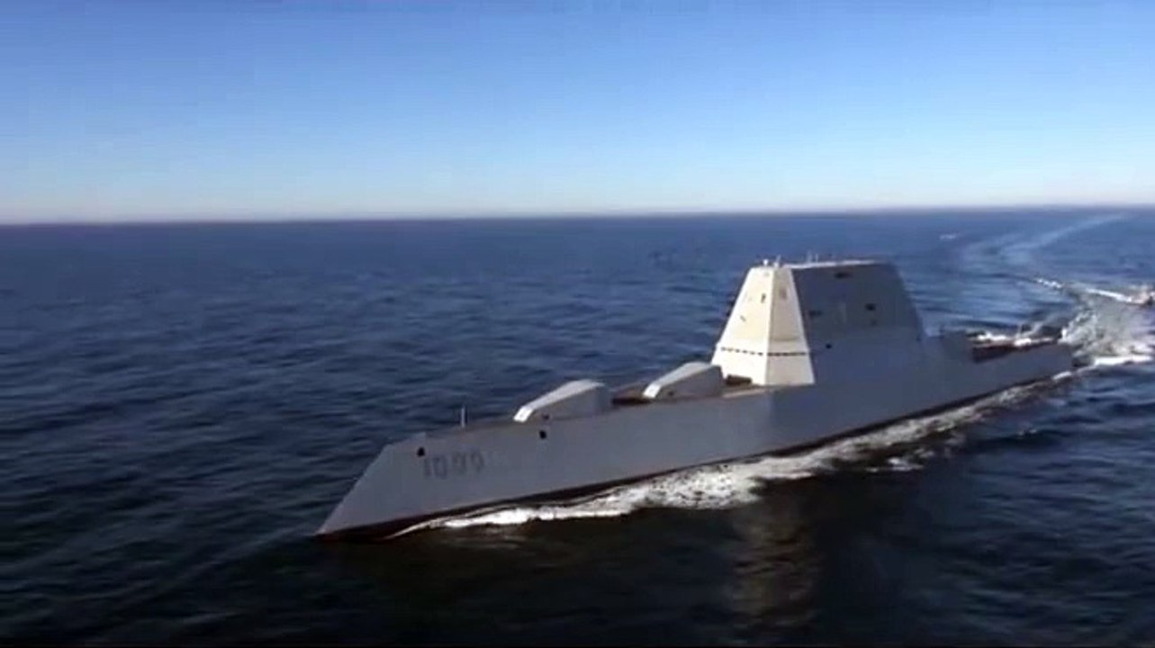 U.S. Navy - Future USS Zumwalt (DDG 1000) Underway