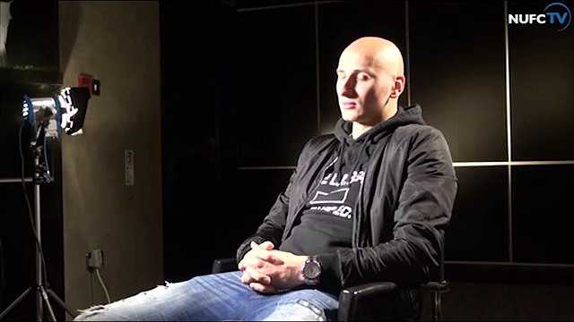 Jonjo Shelvey signs for Newcastle United