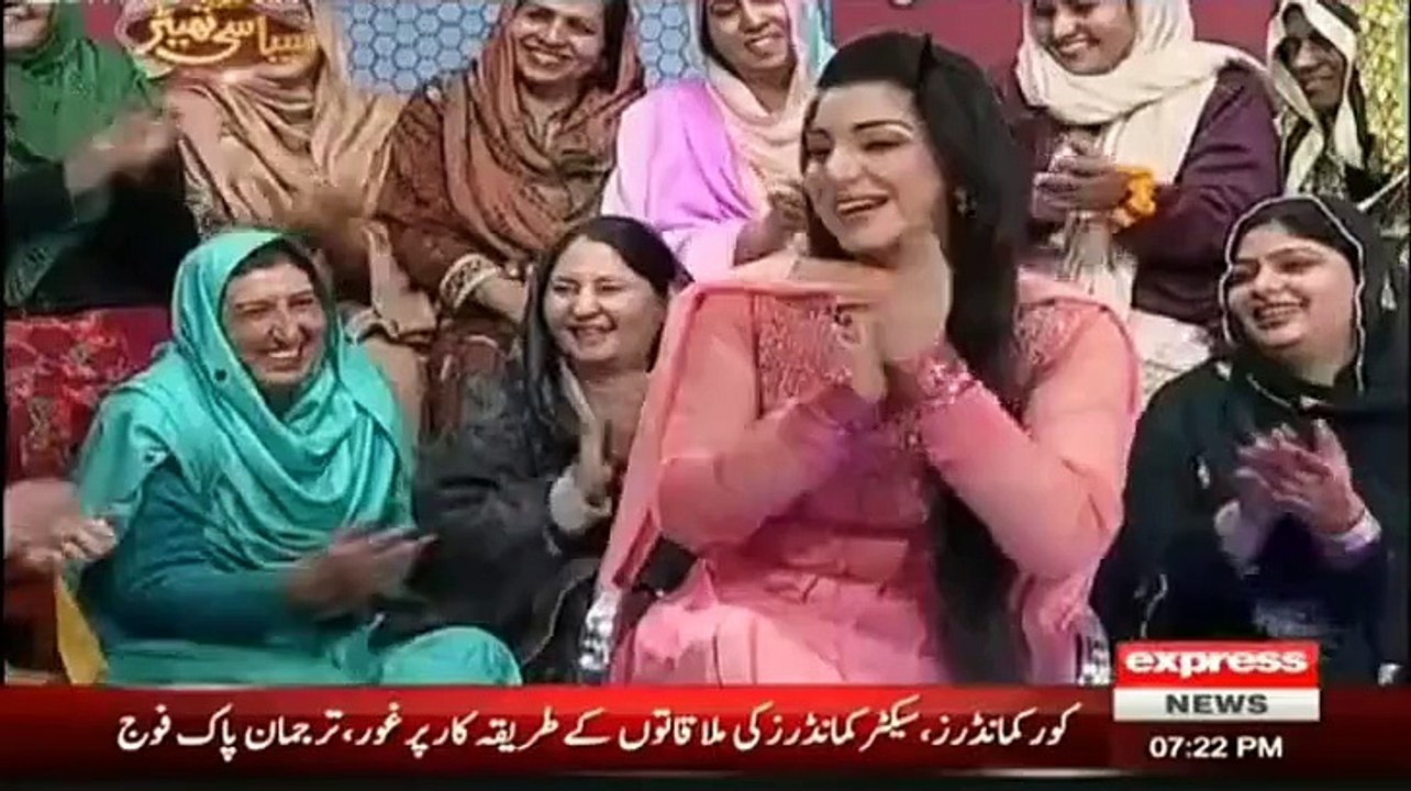 Javed Chaudhry Ka PTI Fans Se Milne Wali Gaaliyon Par Dilchasp Tajzia