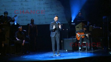 Rostros conocidos acuden a la cita con Miguel Poveda