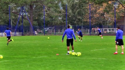 Séance devant les buts pour les bleus