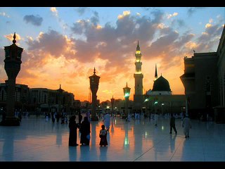 Gumbad-e-Khazra Ke Daman Ki Hawa Maangi Hai Nice naat by Fasihuddin Suharwardi - Fasihuddin Soharwardi Videos