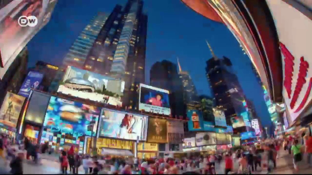 El increíble "Hyperzoom” de Geoff Tompkinson | Euromaxx
