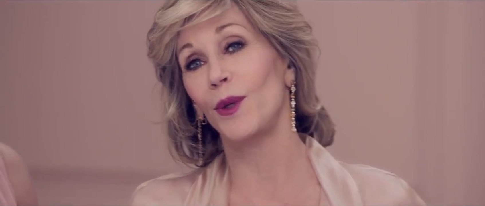 Zoe Saldana, Eva Longoria, Blake Lively, Jane Fonda, Julianne Moore  Freida Pinto Laetitia Casta, Liya Kebede,Aishwarya