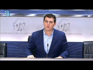 Rivera quiere garantizar la "legalidad democrática" en Cataluña con el apoyo del Gobierno