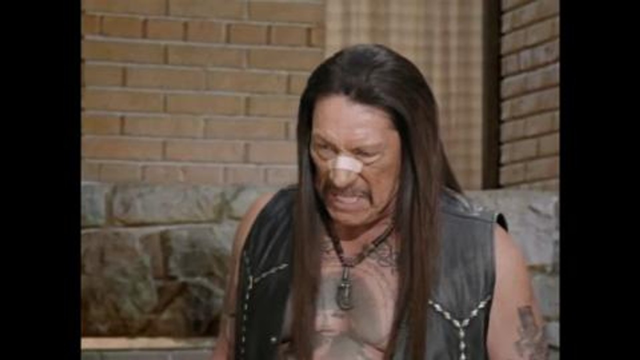 Machete Snickers Sueper Bowl 2015