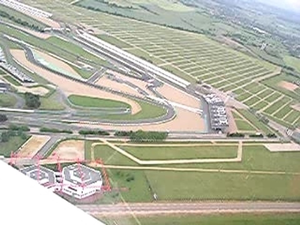 Au dessus de magny cours