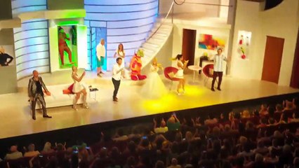 Final de la 1ra. función del Jueves 14 de enero de Marcianos en la Casa