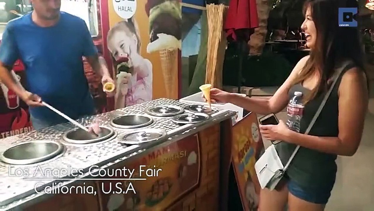 Scream for Ice Cream - Turkish Ice Cream Man Trolls Cute Boy