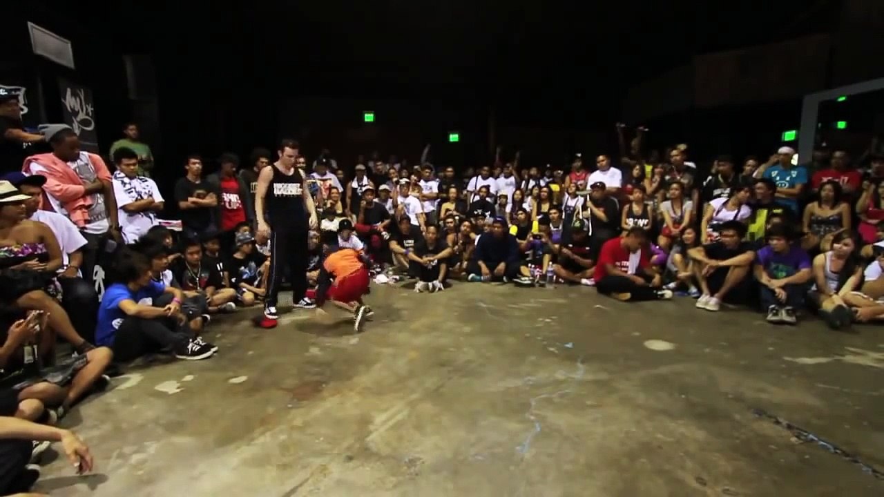 Child challenges the best dancer in the world and humiliates him
