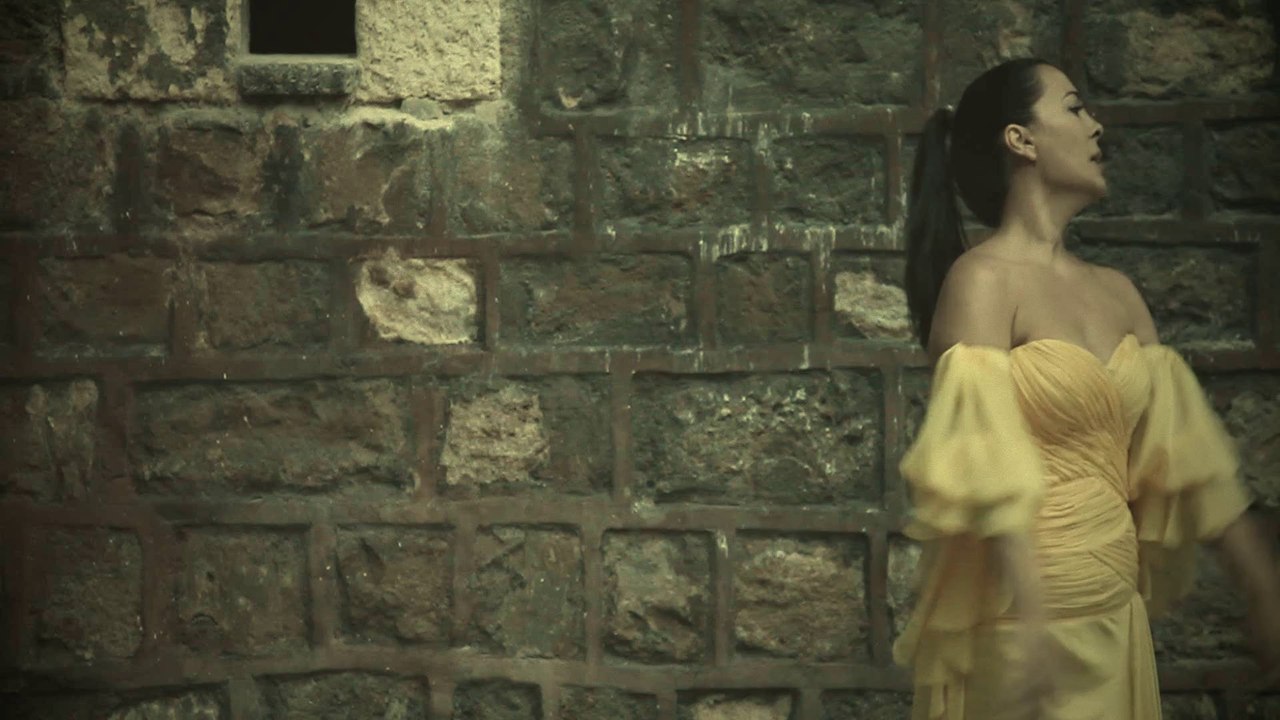 Demet Sağıroğlu ~ [ Hiç Özlemedin mi? ]