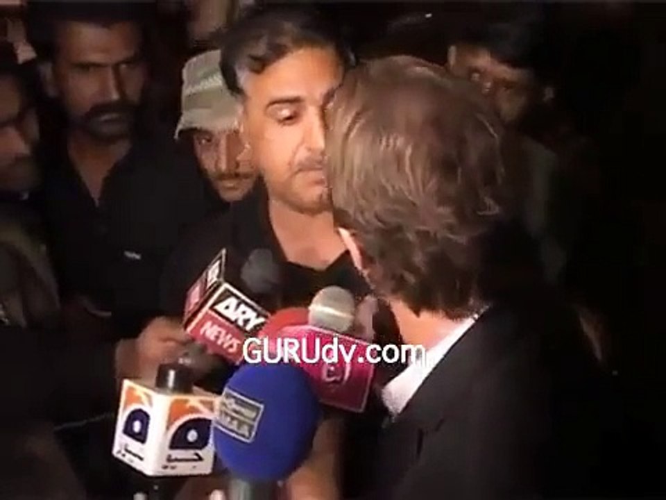 Watch Video Most Funniest English Speaking By Pakistani Journalist