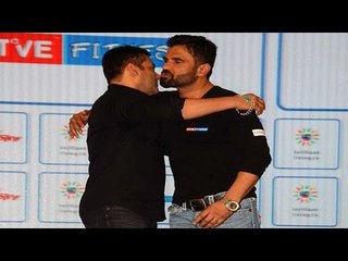 Salman Khan & Suniel Shetty Greet Each Other