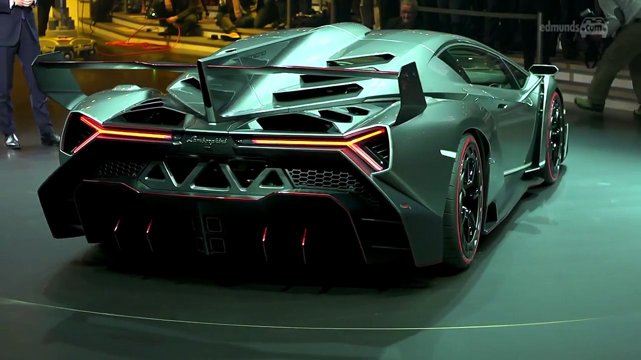 Автомобильное шоу в Женеве 2013 Lamborghini Veneno