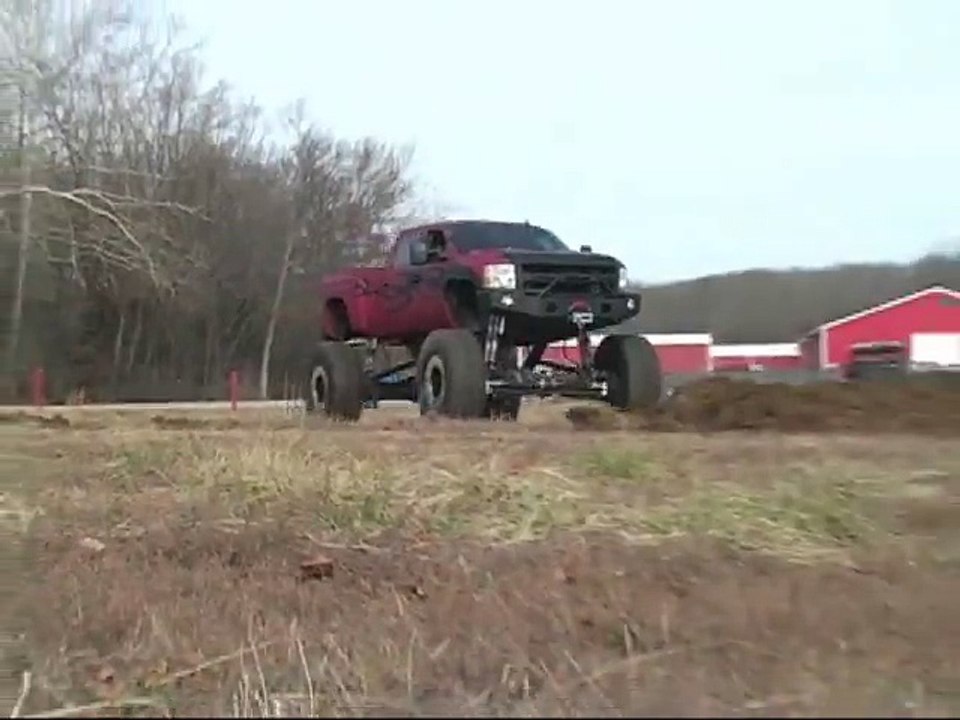 Truck Jump fail
