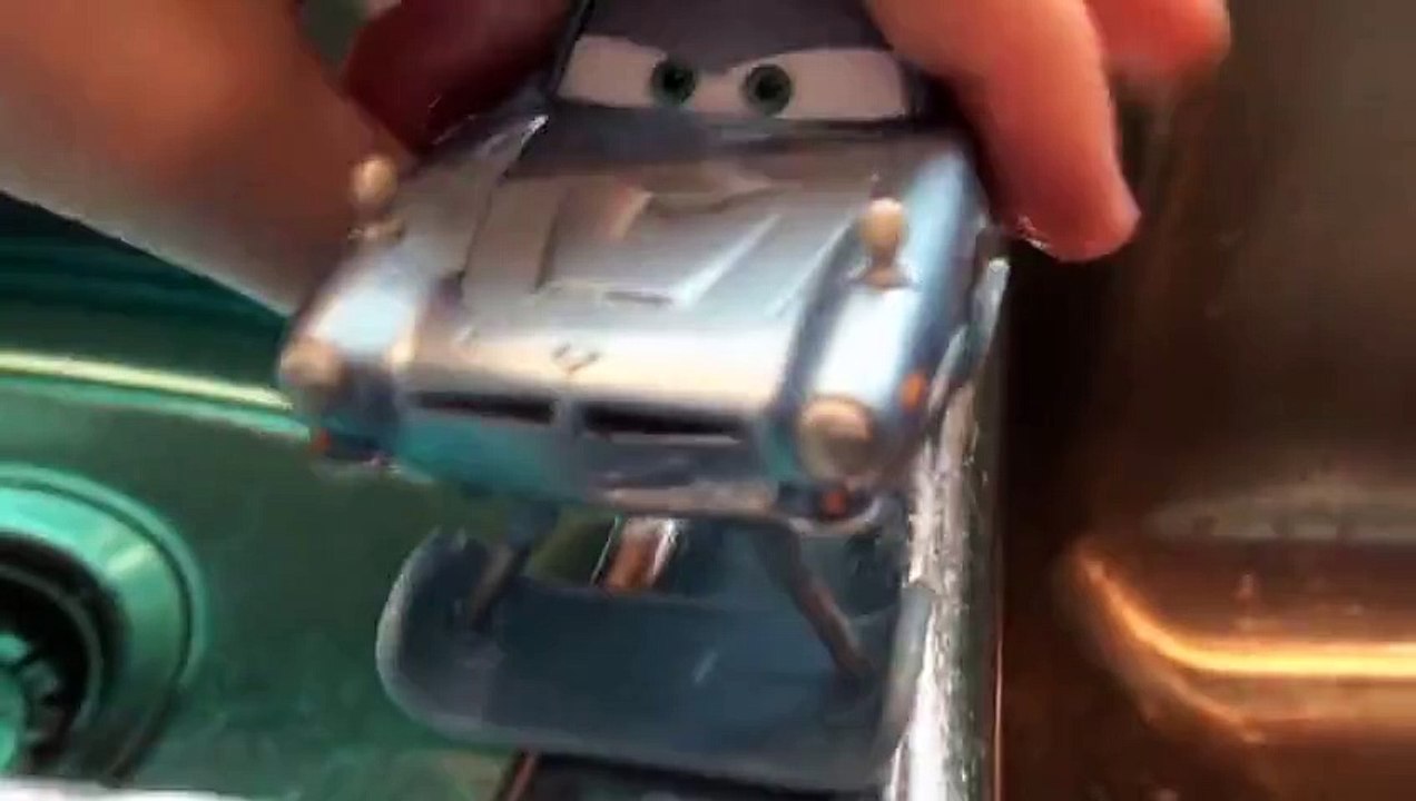 Klip Kitz Hydrofoil Finn McMissile CARS 2 Disney Pixar Buildable Toys Deluxe how-to build