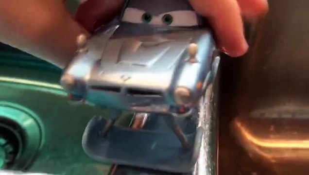 Klip Kitz Hydrofoil Finn McMissile CARS 2 Disney Pixar Buildable Toys Deluxe how-to build