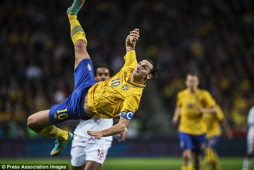 Zlatan Ibrahimovic Unbelievable Bicycle Goal | Sweden Vs England (4-2)