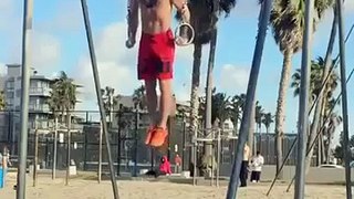 Conor McGregor Traning on Venice Beach