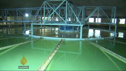Michigan residents rely on water handouts after contamination