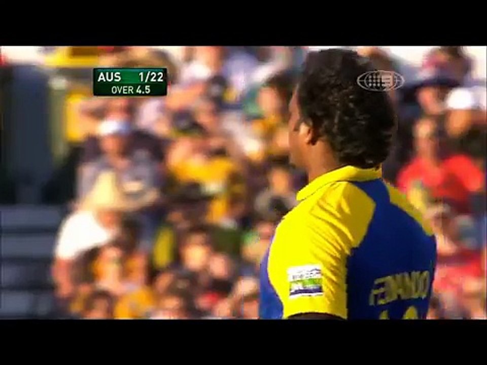 Excellent piece of fielding by Dilhara Fernando. An amazing catch by tall Srilankan bowler. Rare cricket video