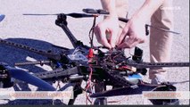 Crean un drone que lleva una impresora 3D para hacer refugios