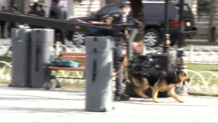 Cumhurbaşkanı Erdoğan, Patlamanın Olduğu Yere Karanfil Bıraktı, Açıklama Yaptı