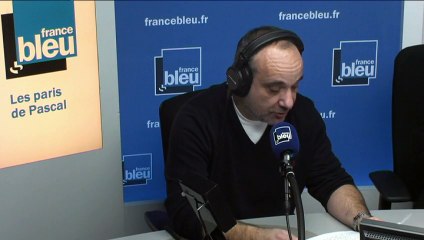 Platini il peut chanter ça : "La FIFA, je te veux si tu veux de moi"