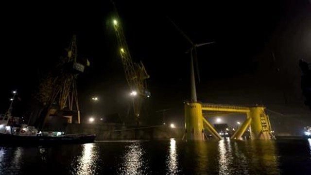 Molinos flotantes para obtener energía eólica en el mar