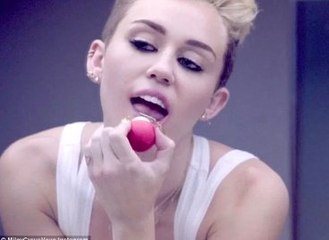 Ünlülerin Dudak Kremine Kullanıcılar Dava Açtı