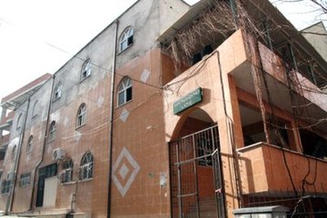Cuma Namazı Öncesi Klima Patladı, Cami Kullanılamaz Hale Geldi