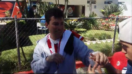 Aficionado conmovió a jugadores de Chivas en Verde Valle