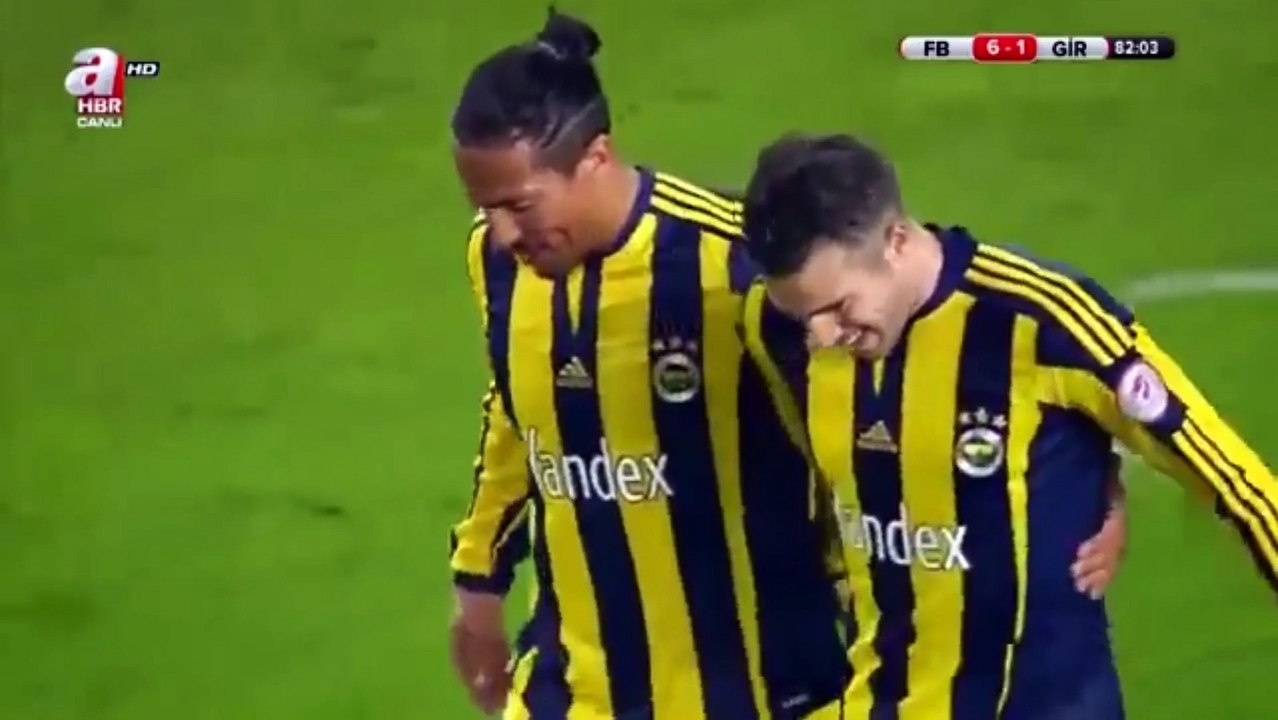 Turquie : la régalade de Robin Van Persie
