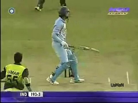 Yuvraj Singh impressed by Umar Gul quick bouncer. Yuvraj Singh hit on helmet by Umar Gul bouncer.Rare cricket video
