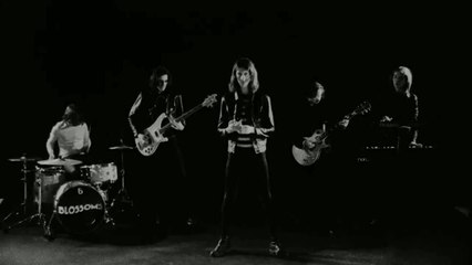 Blossoms - At Most A Kiss (Reversed Version)