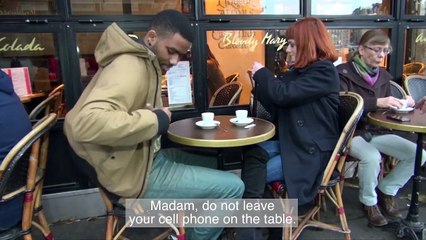 Paris en toute sécurité (anglais) - Guide to staying safe in Paris