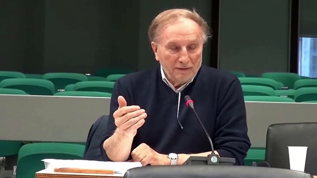 Concentration et accaparement des terres en Europe - 16 novembre 2015 - Session 3 - Marcel Mazoyer, H. Rouillé d'Orfeuil (20/34)