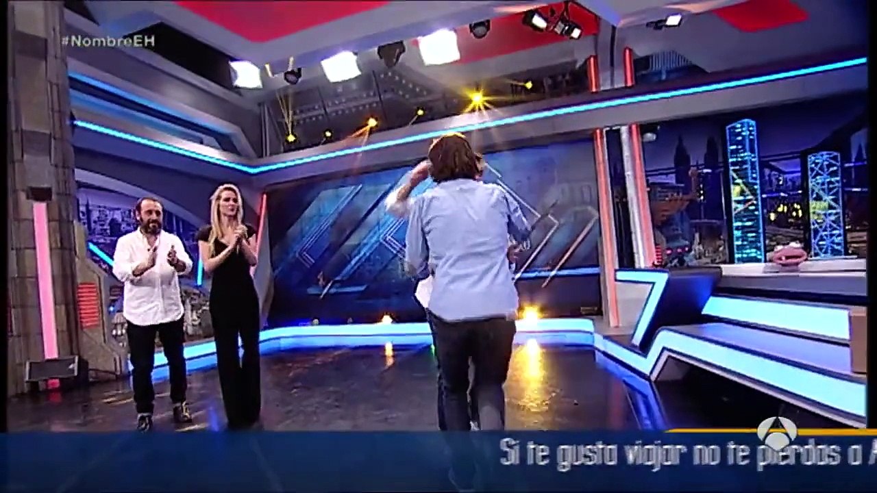 Piedrahita saca el tres de corazones de Kira Miró El Hormiguero 3.0