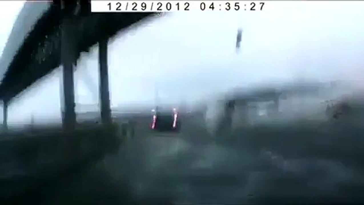 【航空事故の瞬間6】レッドウイングス航空　9268便　オーバーラン事故　Tu-204型機　事故映像　2012年12月29日 (飛行機事故)
