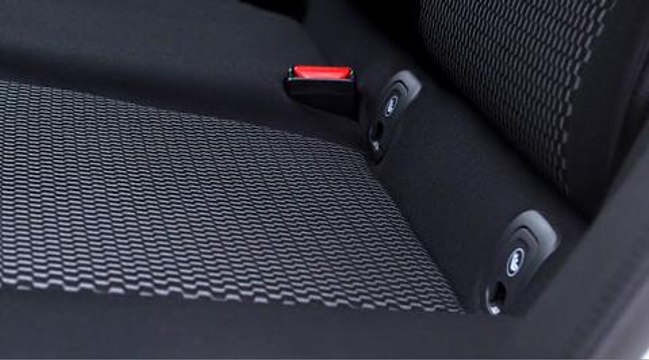 Interior Nissan Pulsar