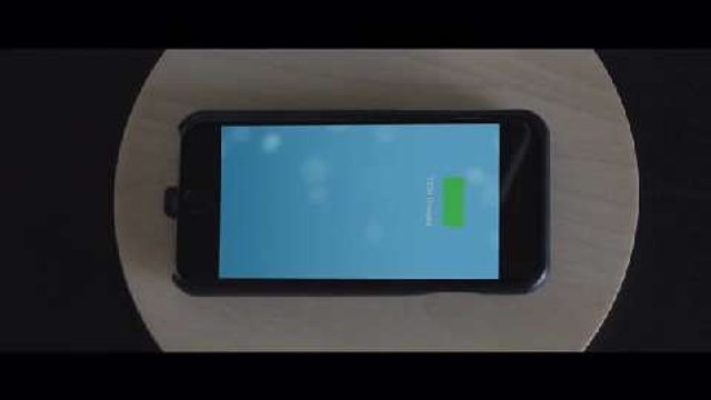 Latitud, una carcasa de carga inalámbrica para el iPhone