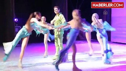 Peter Pan" ve "Sindirella" Buz Pistinde