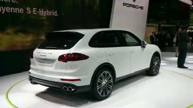 VÍDEO: Porsche Cayenne S E Salon de Paris 2014