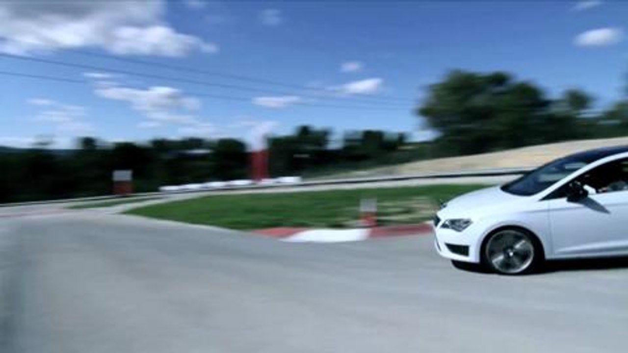 Reto SEAT León Cup Racer: Santi Millán vs Maxi Iglesias (velocidad)