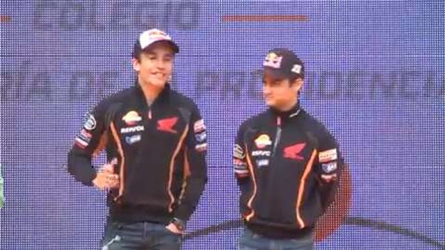 Marc Márquez y Dani Pedrosa presentan el Repsol Racing Tour en Alcalá de Henares