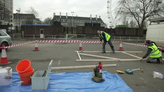 Detrás de las cámaras Alex Chinneck
