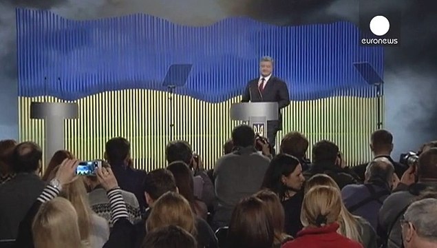 Ucrânia: Poroshenko quer recuperar leste e Crimeia em 2016